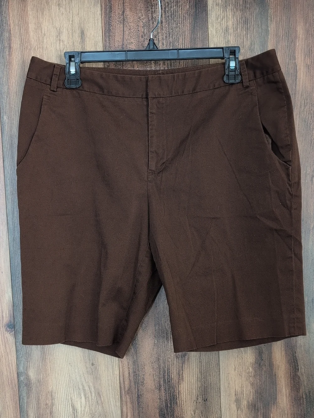 Coldwater Creek Brown Natural Fit Long Shorts 12      541A